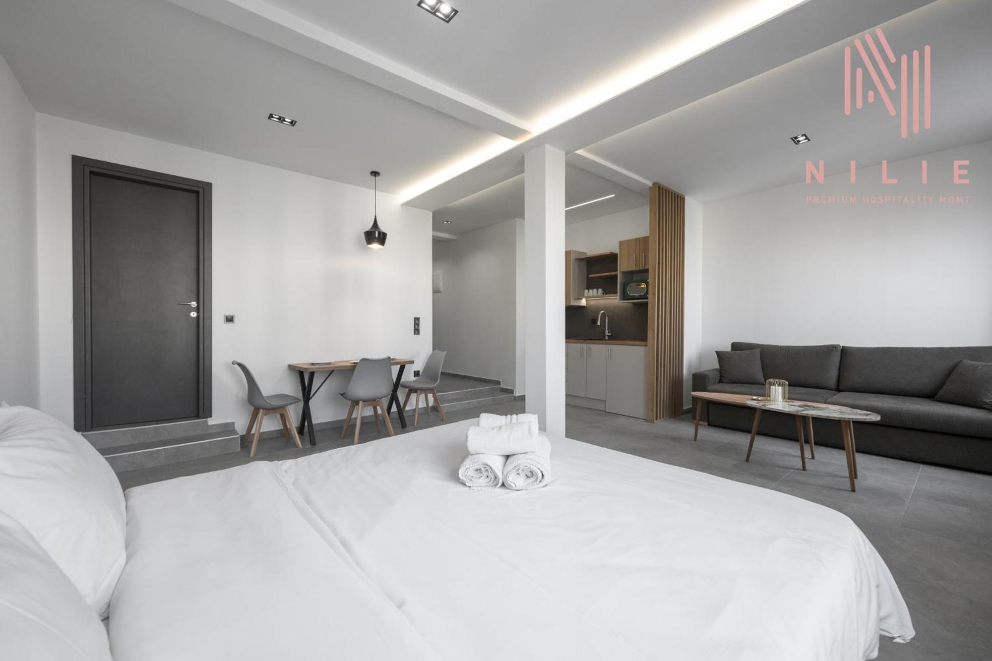 Pantheon, Nilie Hospitality Mgmt Thessaloniki